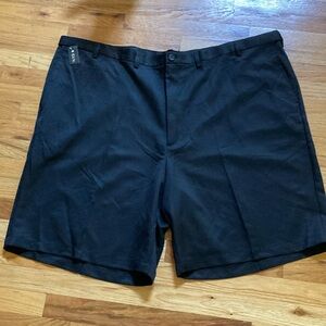 Men Haggar Cool 18 Expandable Waistband black front chino shorts size 54 - NWT